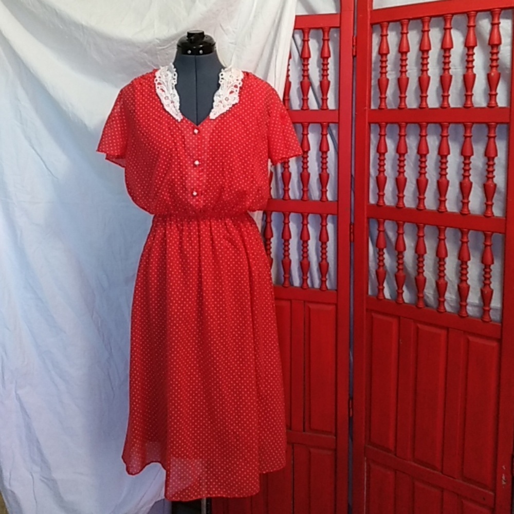 Vintage pin dot 40s type dress